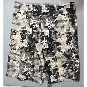 Vintage Y2K Route 66 Cargo Shorts Mens 34 Black Camo Skull Pocket Cyber Grunge